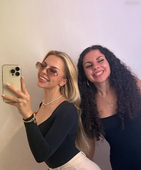 Lucia Leona model sex archive