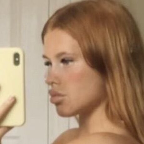 Phoenixgoddessrising exclusive pornstar pic