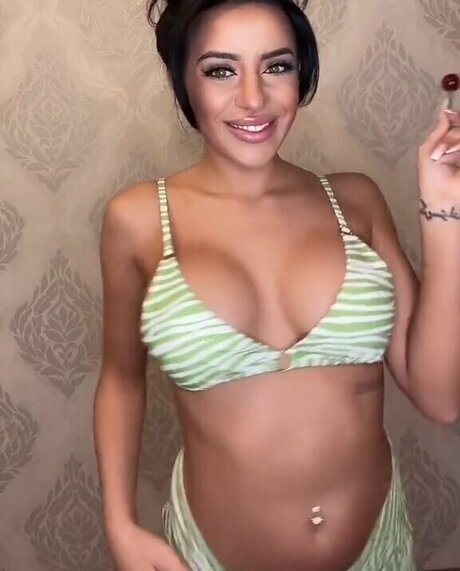 Leyla Lahouar hd model archive