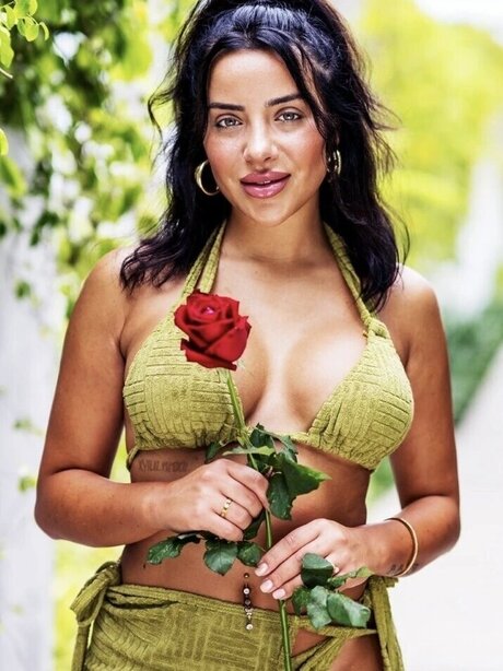 Leyla Lahouar star nude gallery