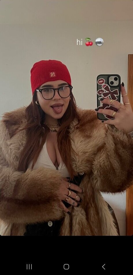 stepdaughter onlyfans nudes images