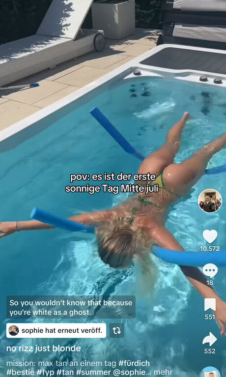 Sophie Schnur star nude pictures