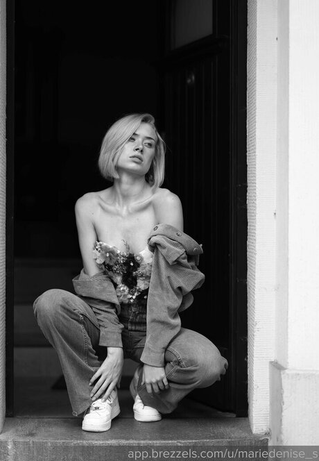 Marie Denise Schwarz model nice picture