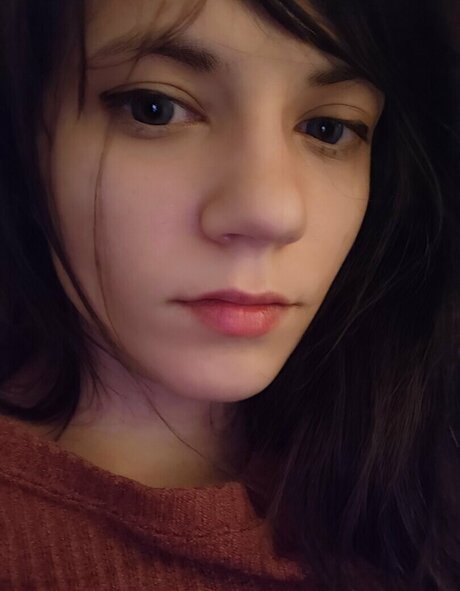 Ariel Harris model nude images