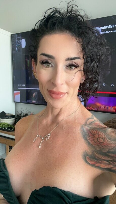 Gabbi Tuft model xxx pics