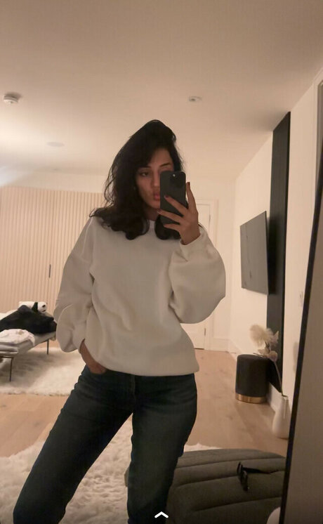 fingering pussy onlyfans nudes photos