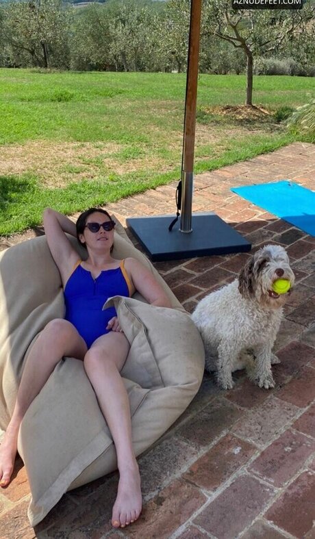 lesbian fingering onlyfans hot xxx pictures