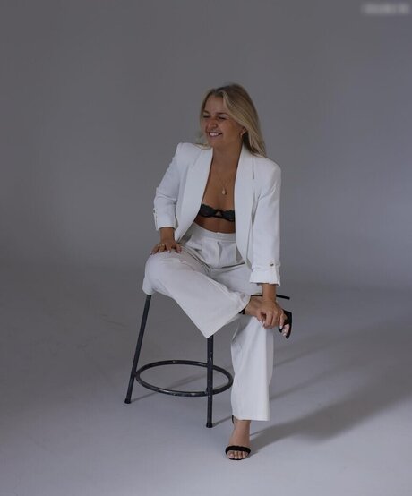 Joana Link nude model gallery