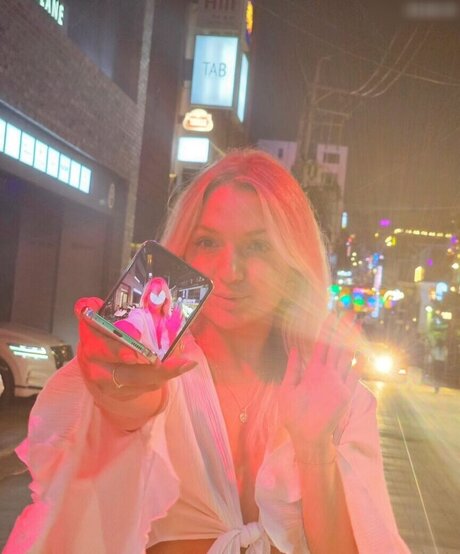 chubby goth onlyfans free photo