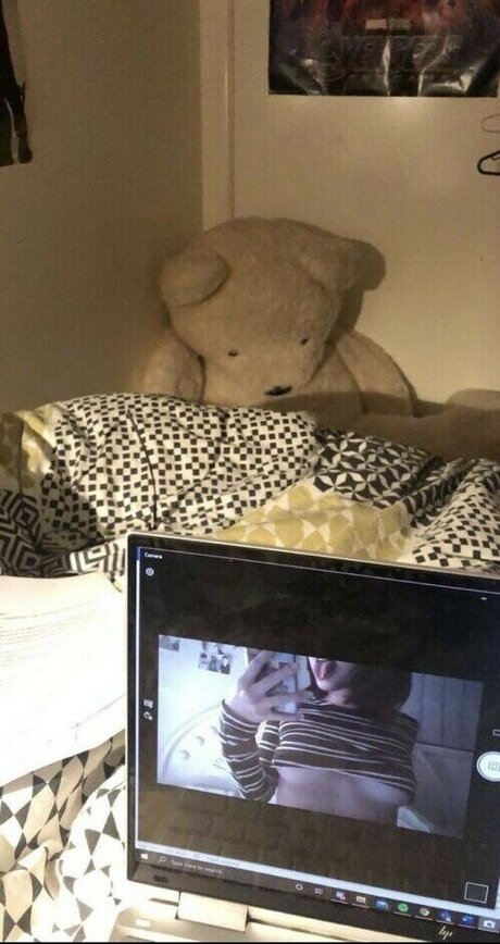 Mimi Tran pornstar sex pic