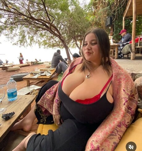 Mikaash hot pornstar photo