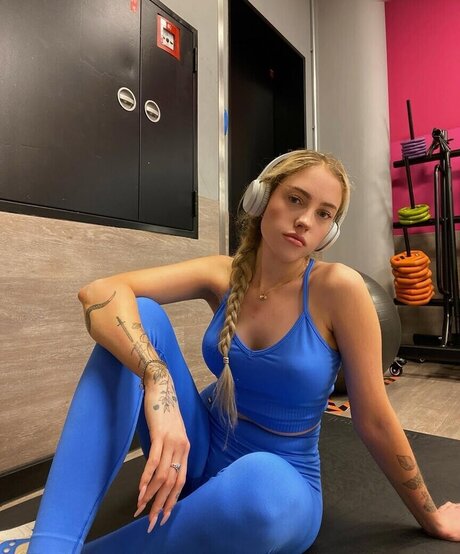 ayyetay pornstar adult photo