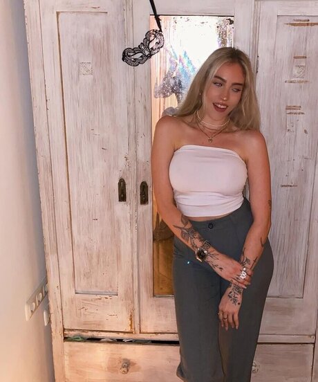 ayyetay high quality pornstar archive