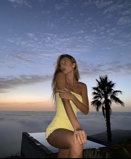 milf handjob onlyfans free naked pics