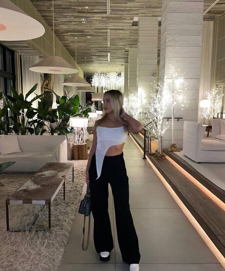 Agnessa Kosogon pornstar pretty img