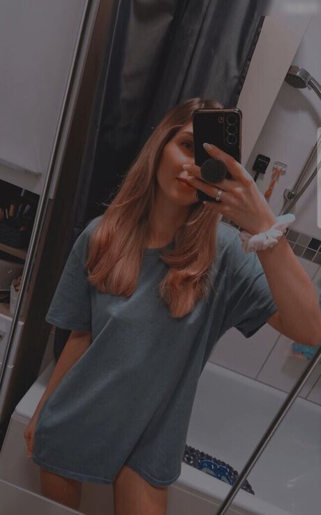 wide onlyfans hot pics