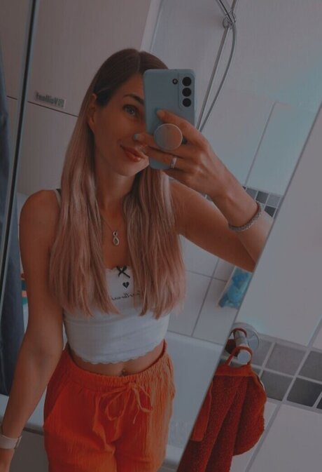 dildo onlyfans beautiful pic