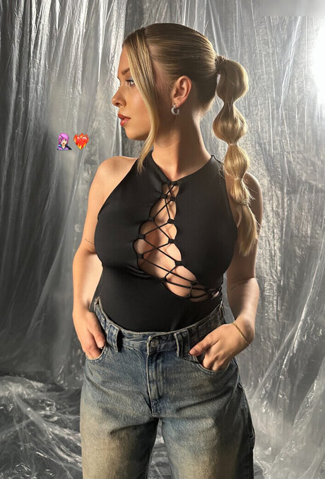 Kati Ktr nice pornstar pictures