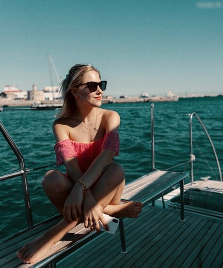 smile onlyfans hot photo