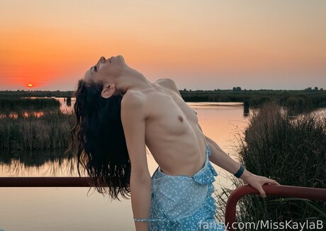 hairy armpits onlyfans naked images