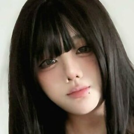 chilin 777 nudes actress image