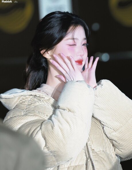 Jang Won young adult model pic