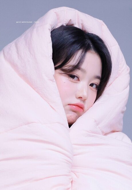 Jang Won young Images