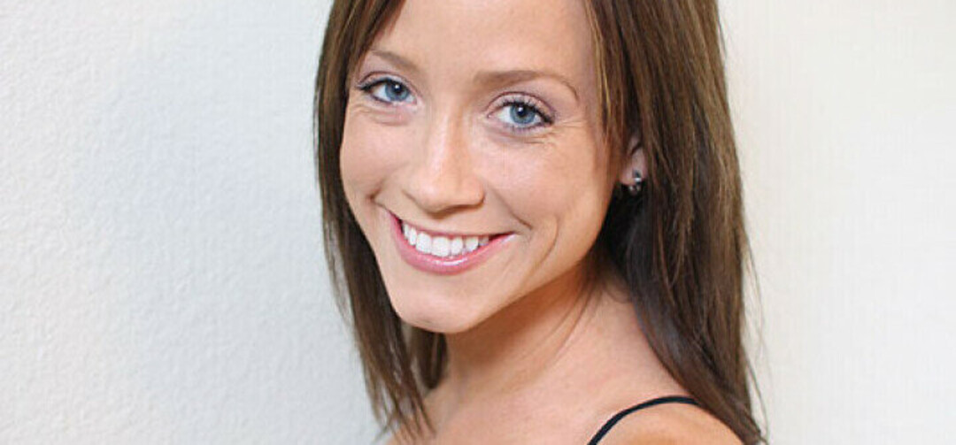 Amateur Allure sexy actress image