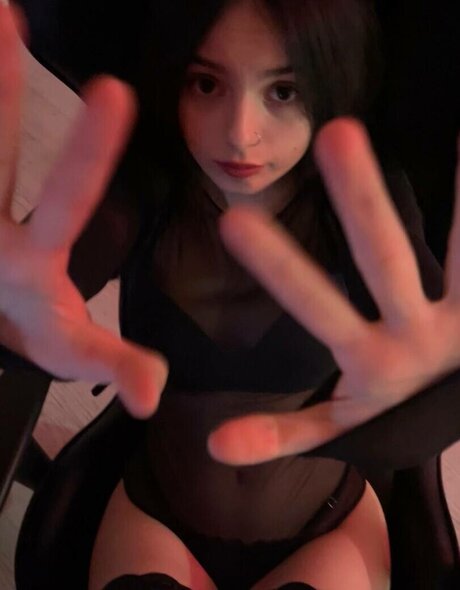 horny girls onlyfans sexy image