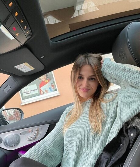 natural redhead onlyfans beautiful photos