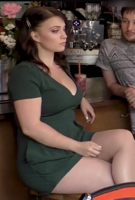 milf strip onlyfans nudes photos