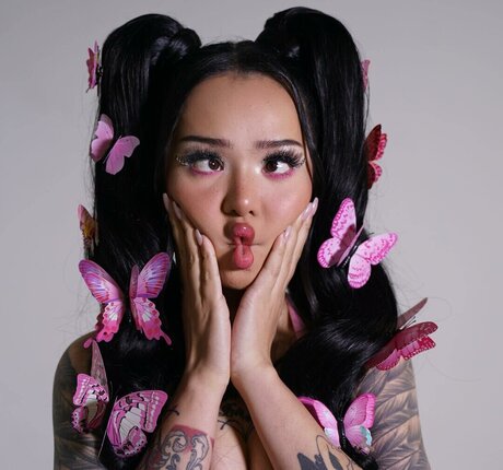 Bella Poarch pretty actress pics