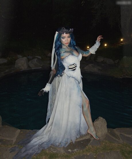 Bella Poarch star nude pic