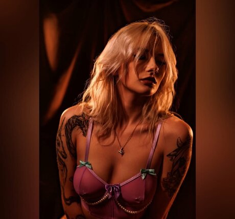 facial onlyfans nude image