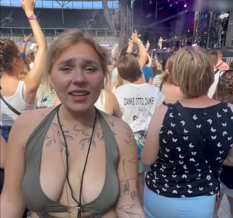 Viky kid adult model pics