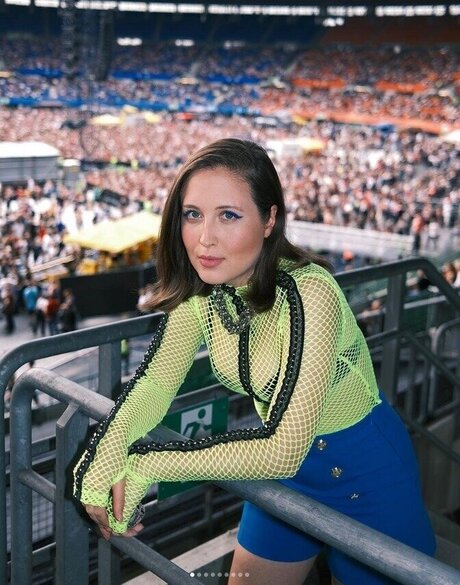 Alice Merton pornstar pretty galleries