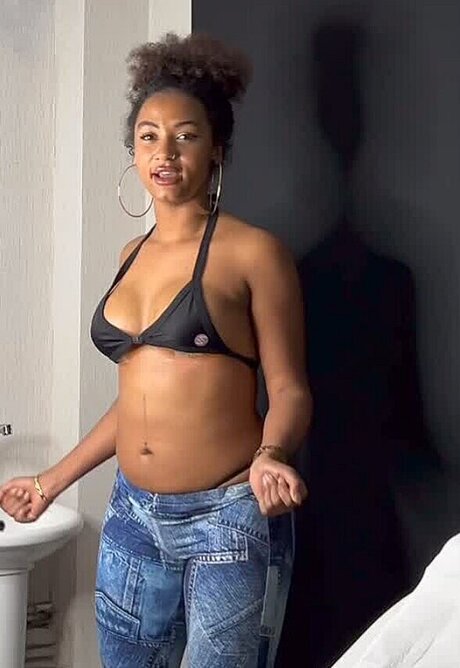 female popular onlyfans nude pictures