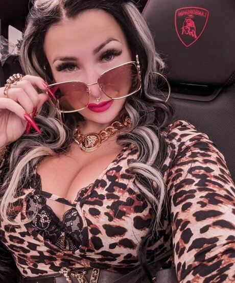 Lyn k44 nudes actress photos