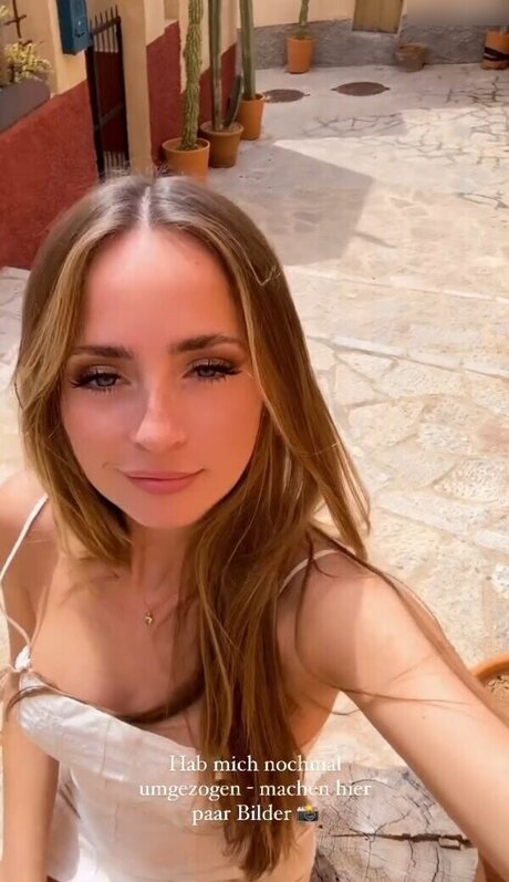 Lea Katharina Maria star adult pictures