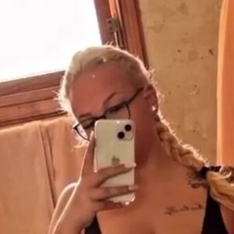 lenakpl23 star best image