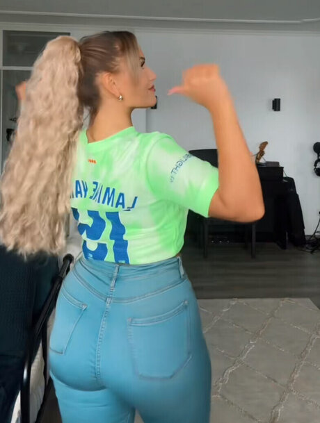 famous free onlyfans art nude img