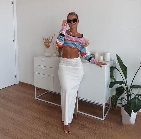 Alina Wachinger nudes star image