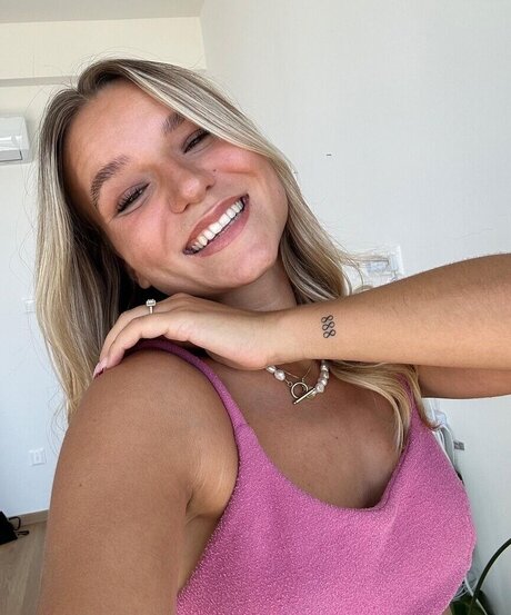 russian pussy onlyfans erotic picture