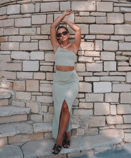 Alina Wachinger star hot picture