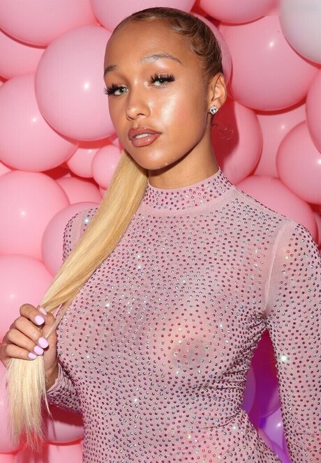 asian onlyfans porno img