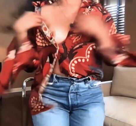 tiny asian onlyfans beautiful nude pic