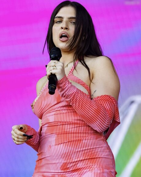 hairy armpits onlyfans beautiful porn pics