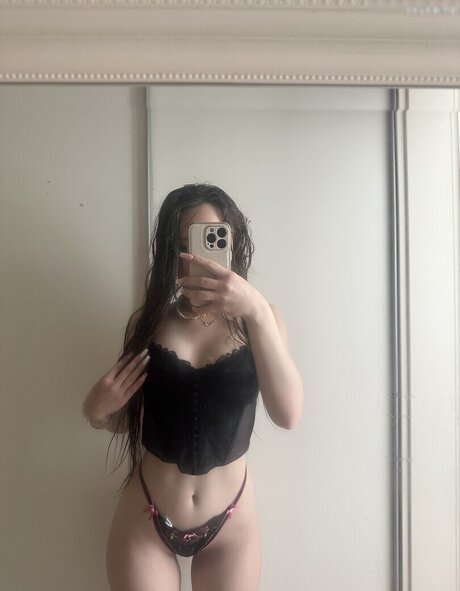 beach bunny onlyfans hot sexy picture