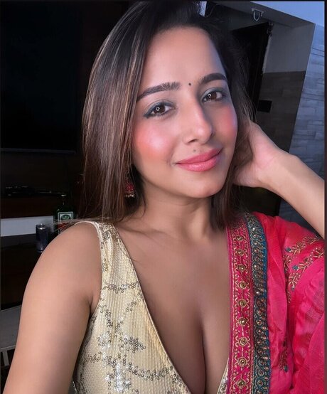 Kate Sharma nice star photo