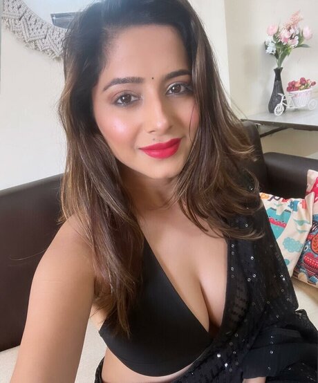 Kate Sharma model high quality gallery